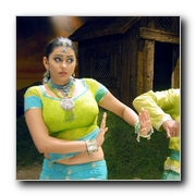 Nee Vaenundaa Chellam Gallery